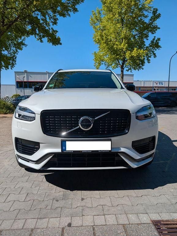 Weiß Gebraucht 2023 Volvo XC90 Plus SUV | 55.900 € (Guter Preis) - Bild 1/4