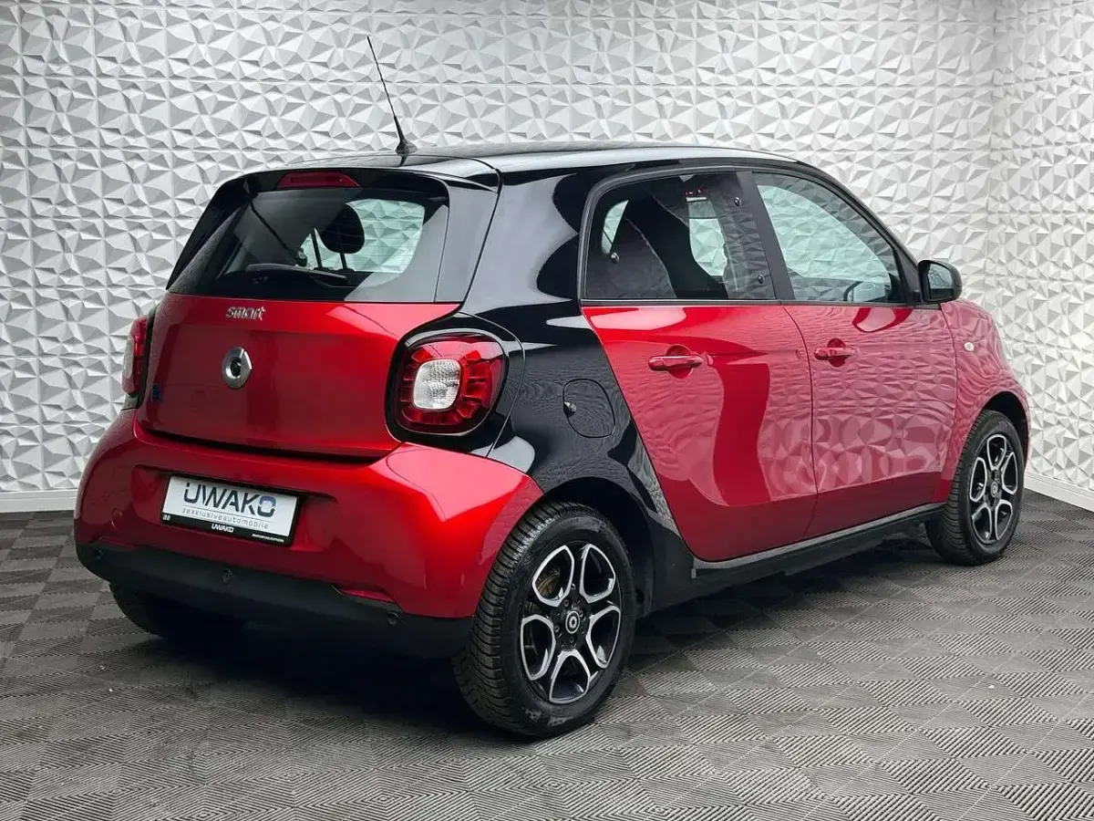 Gebraucht Smart ForFour Electric Drive Passion 60 kW (82 PS) 2019 Rot Kleinwagen