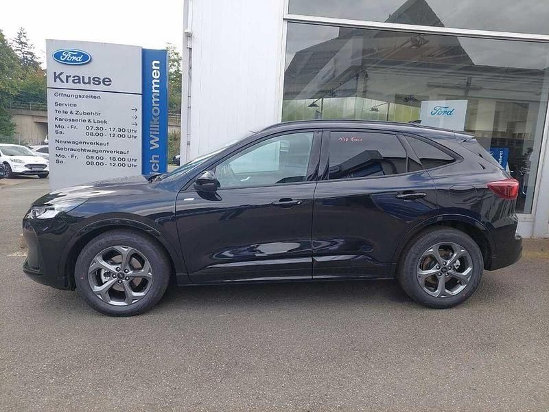 Neu Ford Kuga ST-Line 186 PS (136 kW) 2026 Schwarz SUV