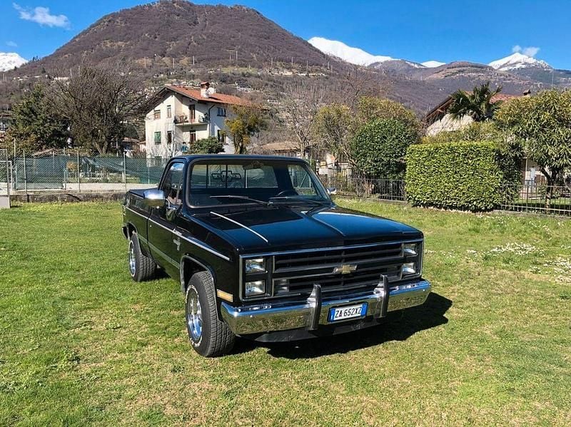 Gebraucht Chevrolet Silverado 160 PS (117 kW) 1985 Schwarz SUV