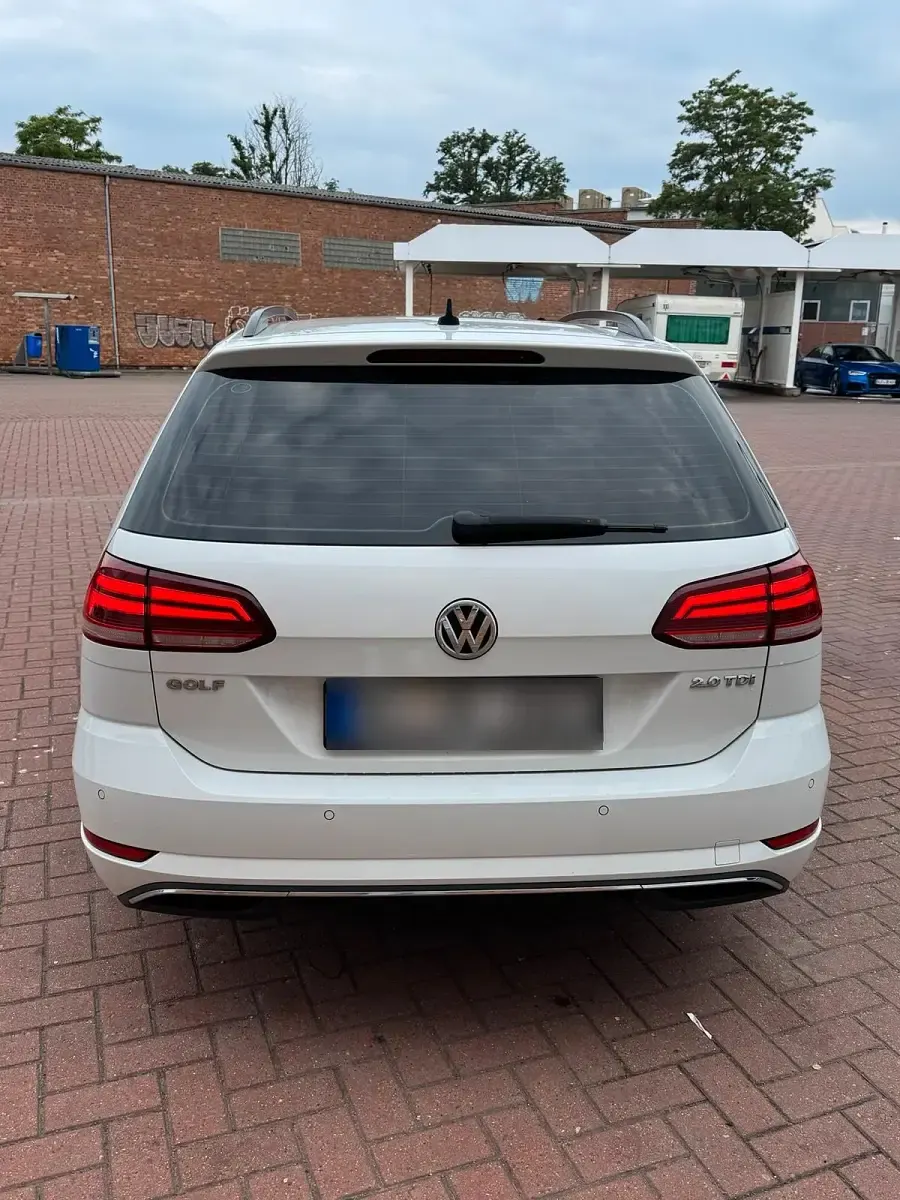 Gebraucht VW Golf VII 150 PS (110 kW) 2018 Weiß Kombi