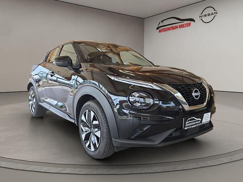 Gebraucht Nissan Juke Acenta 114 PS (83 kW) 2024 Schwarz SUV