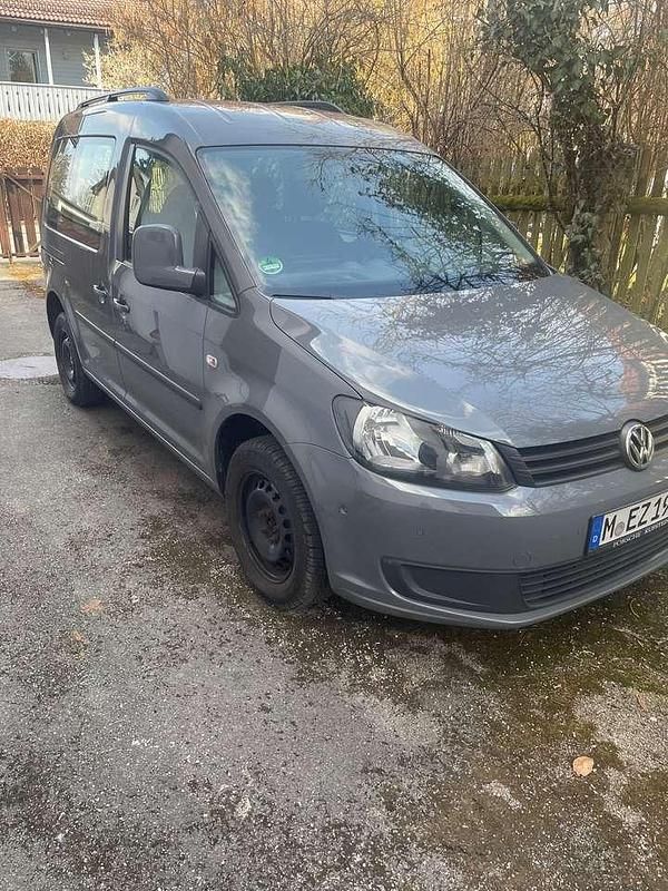 Gebraucht VW Caddy Team 86 PS (63 kW) 2013 Braun Van / Kleinbus