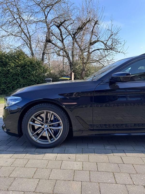 Gebraucht BMW 540 M Sport 320 PS (235 kW) 2018 Schwarz Kombi