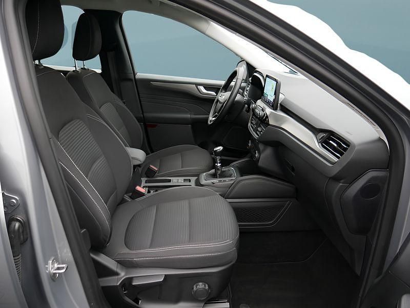 Gebraucht Ford Kuga 150 PS (110 kW) 2022 Silber SUV