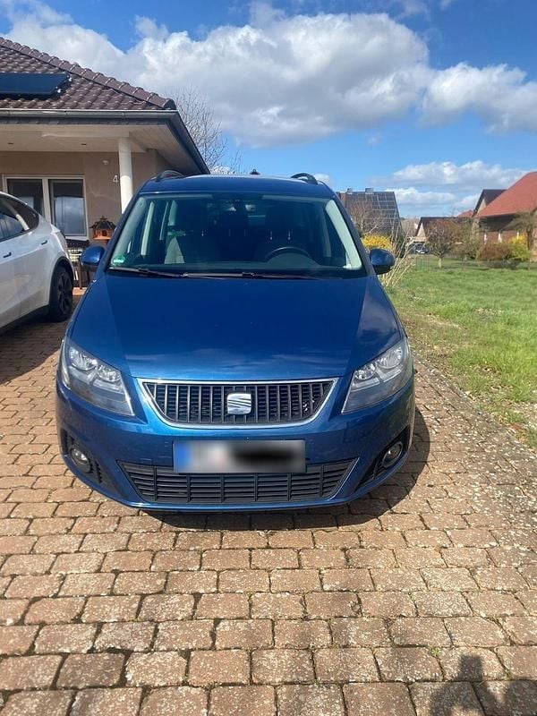 Gebraucht Seat Alhambra Reference 150 PS (110 kW) 2014 Blau Van / Kleinbus