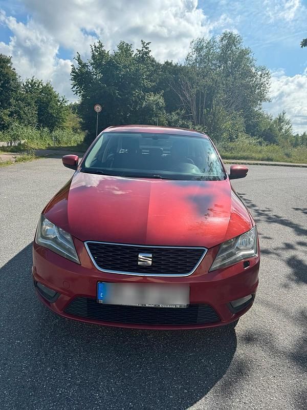 Andere farben Gebraucht 2016 Seat Toledo Limousine | 5.800 € (Fairer Preis) - Bild 1/4