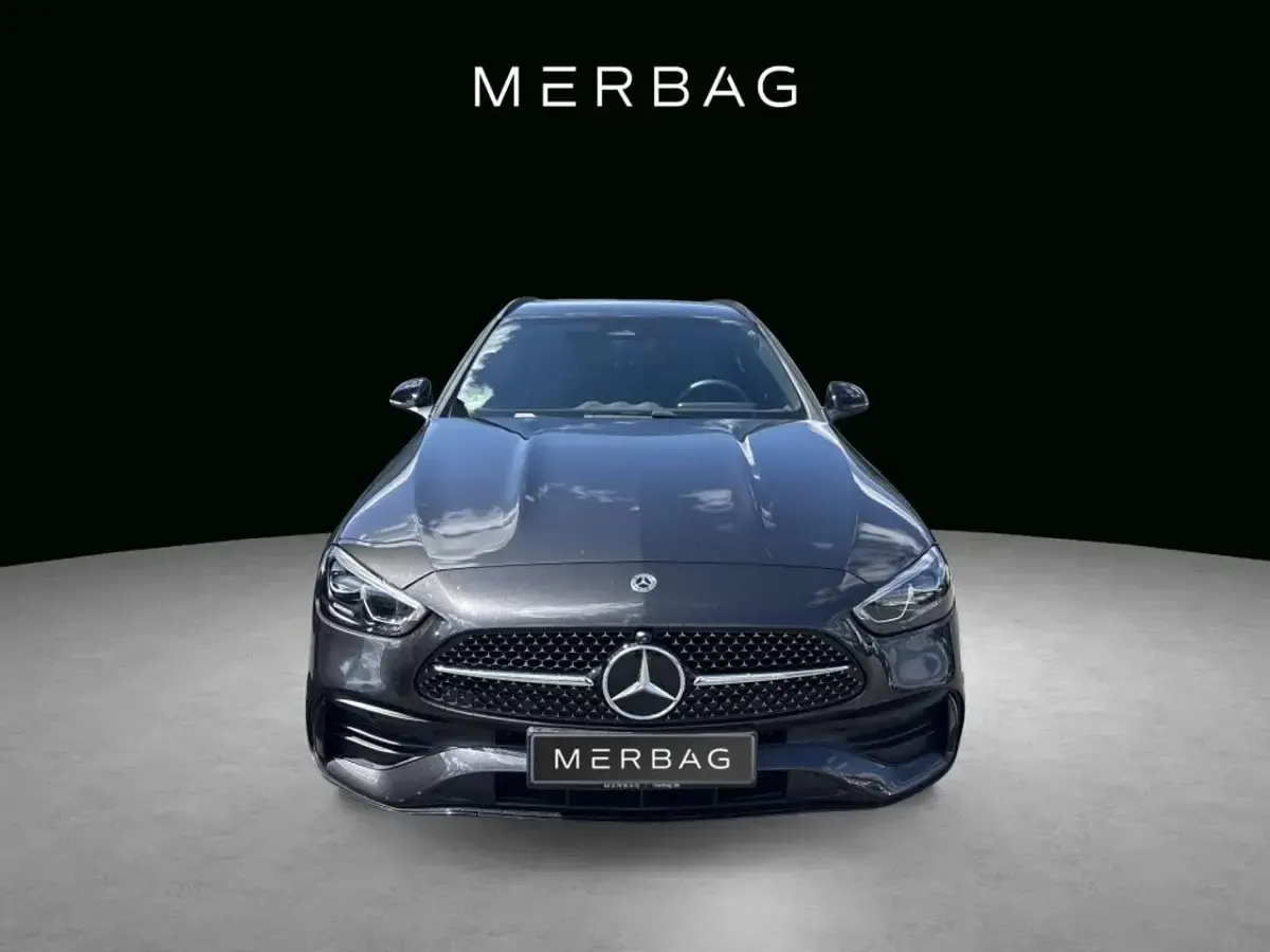 Gebraucht Mercedes C300e AMG 197 PS (144 kW) 2026 Grau Kombi