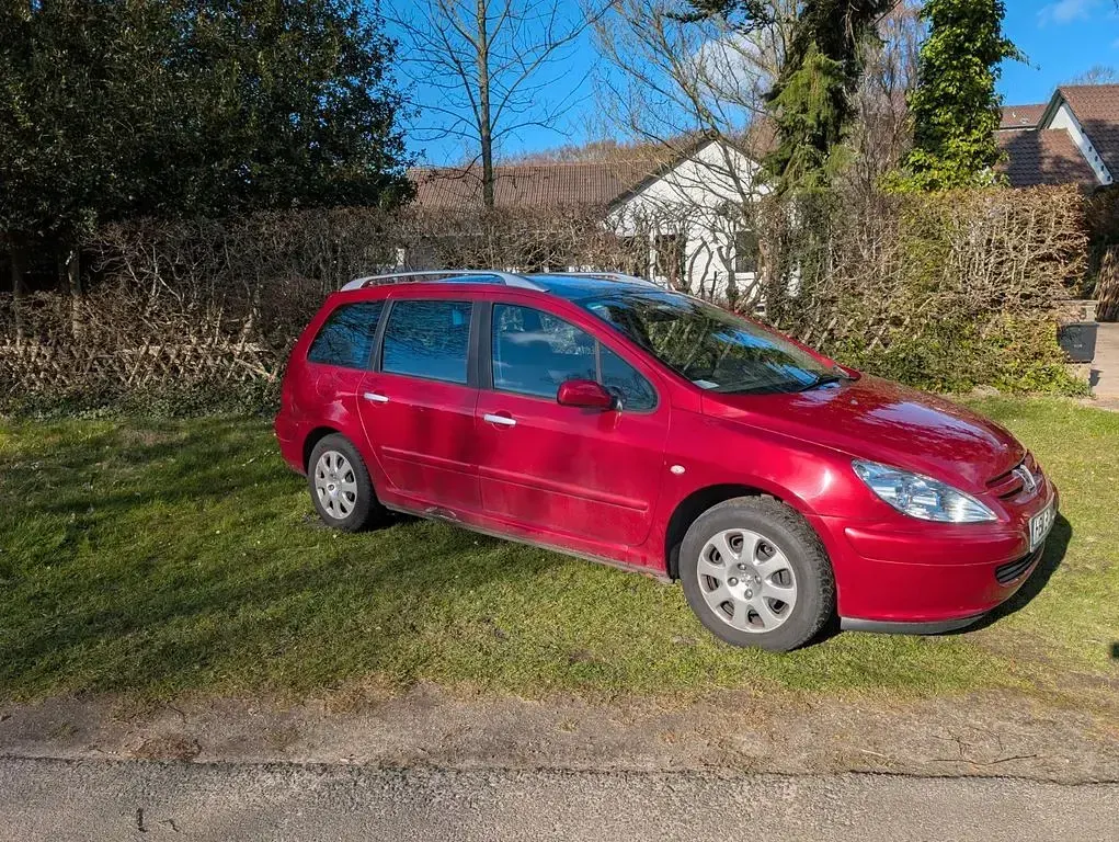 Gebraucht Peugeot 307 109 PS (80 kW) 2003 Rot Kombi