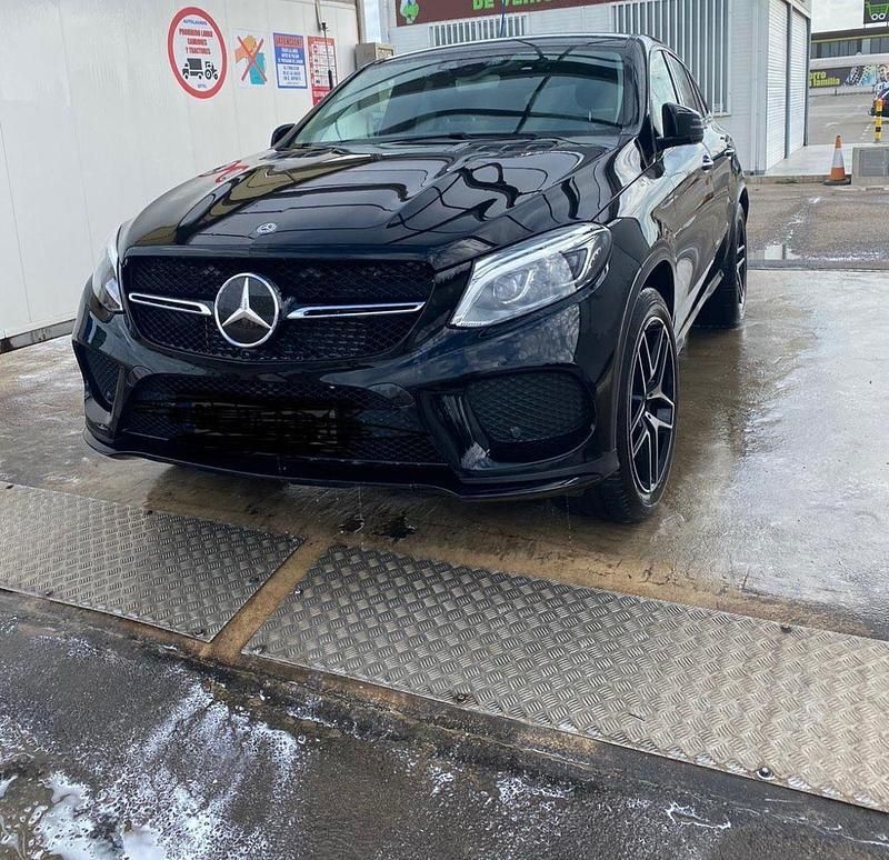 Schwarz Gebraucht 2020 Mercedes GLE350 Coupé | 47.900 € (Guter Preis) - Bild 1/4