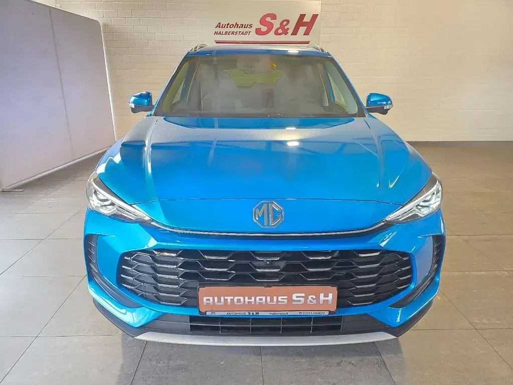 Neu MG ZS Luxury 197 PS (144 kW) 2025 Blau SUV
