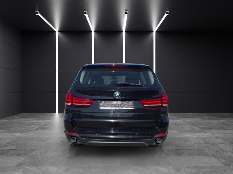 Second-hand BMW X5 Performance 258 CP (189 kW) 2013 Negru SUV