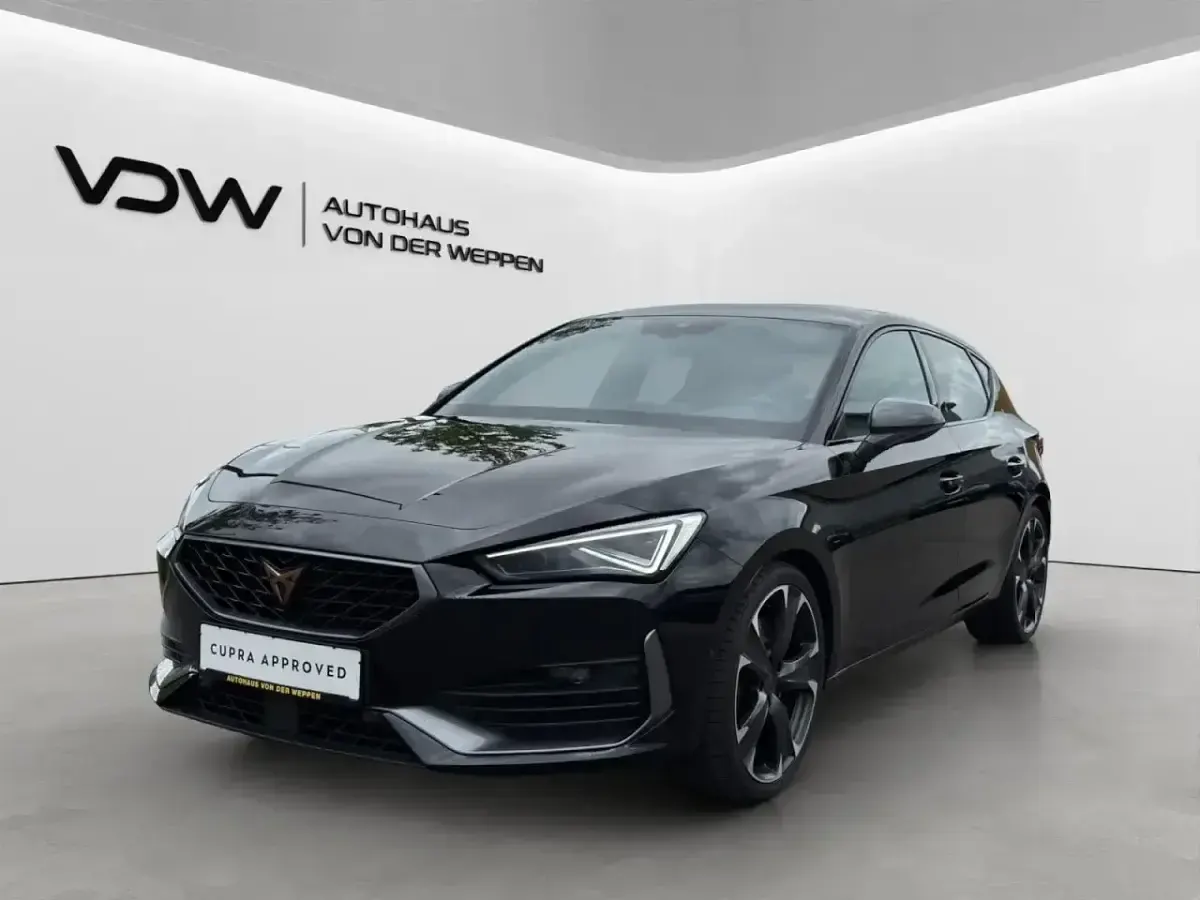 Gebraucht Cupra Leon VZ 300 PS (220 kW) 2024 Schwarz Limousine