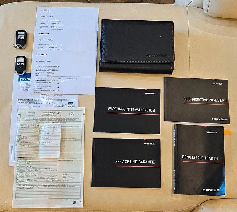 Second-hand Honda e Advance 113 kW (154 CP) 2020 Gri Hatchback