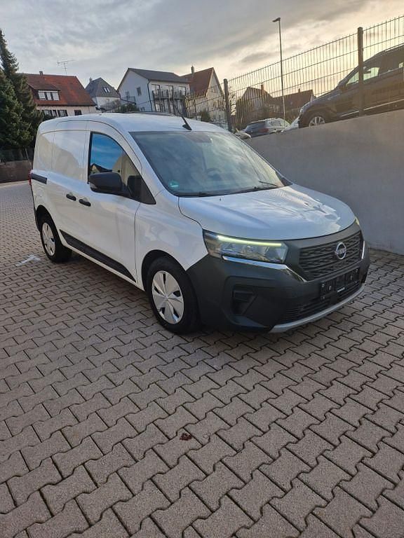 Weiß Gebraucht 2023 Nissan Townstar Van / Kleinbus | 17.900 € - Bild 1/4