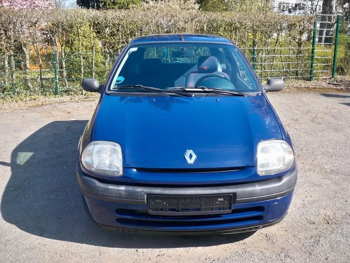 Gebraucht Renault Clio 58 PS (42 kW) 2000 Blau Kleinwagen