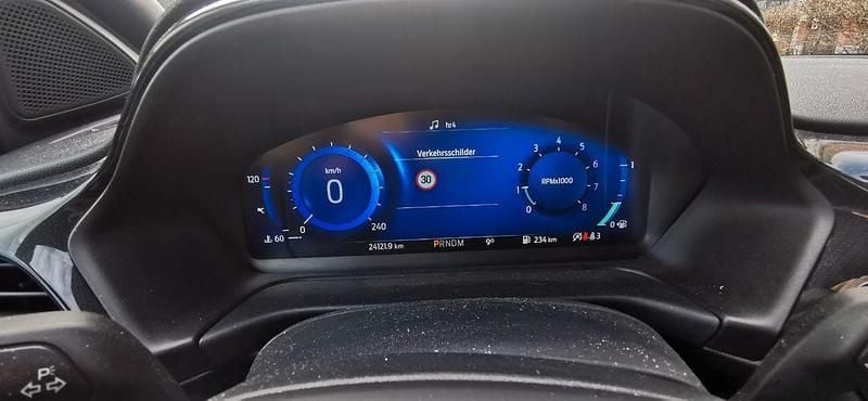 Gebraucht Ford Puma ST-Line 125 PS (91 kW) 2020 Rot SUV