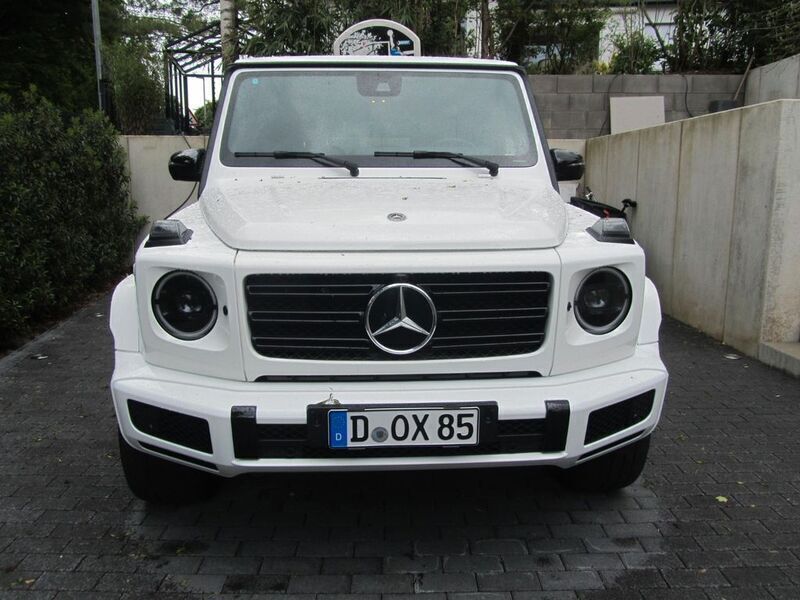 Weiß Gebraucht 2022 Mercedes G400 AMG line SUV | 123.500 € (Guter Preis) - Bild 1/2