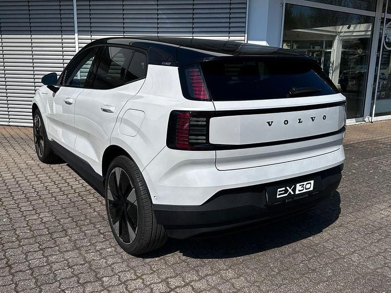 Gebraucht Volvo EX30 Ultra 314 kW (428 PS) 2025 Weiß SUV