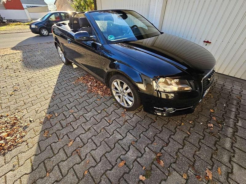 Gebraucht Audi A3 Cabriolet Attraction 105 PS (77 kW) 2011 Schwarz Cabrio