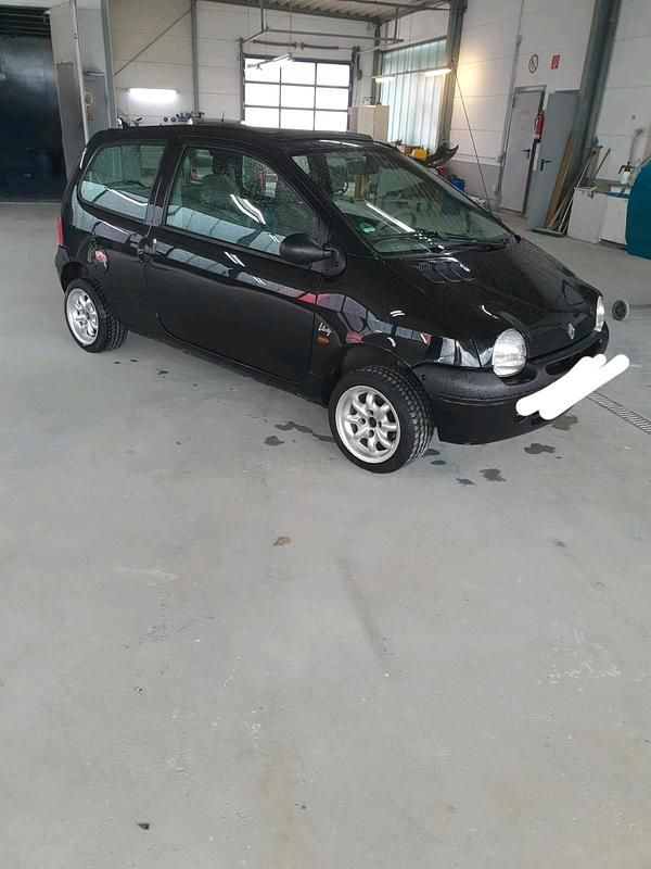 Usata Renault Twingo 58 CV (42 kW) 1999 Nero Utilitaria