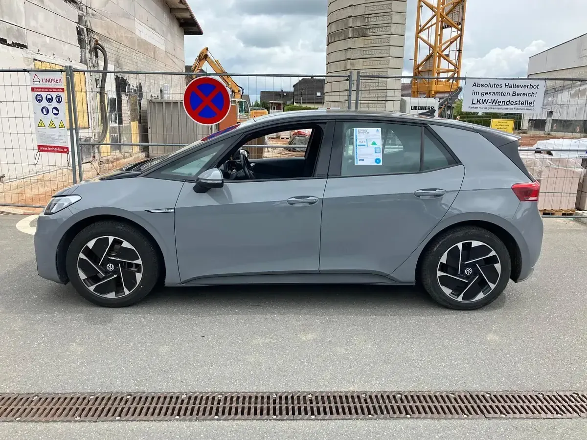 Gebraucht VW ID.3 Pro Performance 150 kW (204 PS) 2022 Grau Kleinwagen