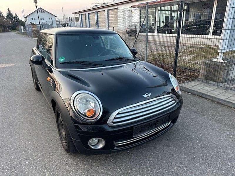 Gebraucht Mini Cooper 120 PS (88 kW) 2009 Midnight black metallic Kleinwagen