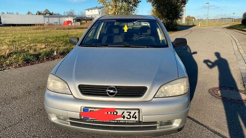 Gebraucht Opel Astra 125 PS (91 kW) 2002 Silber Limousine