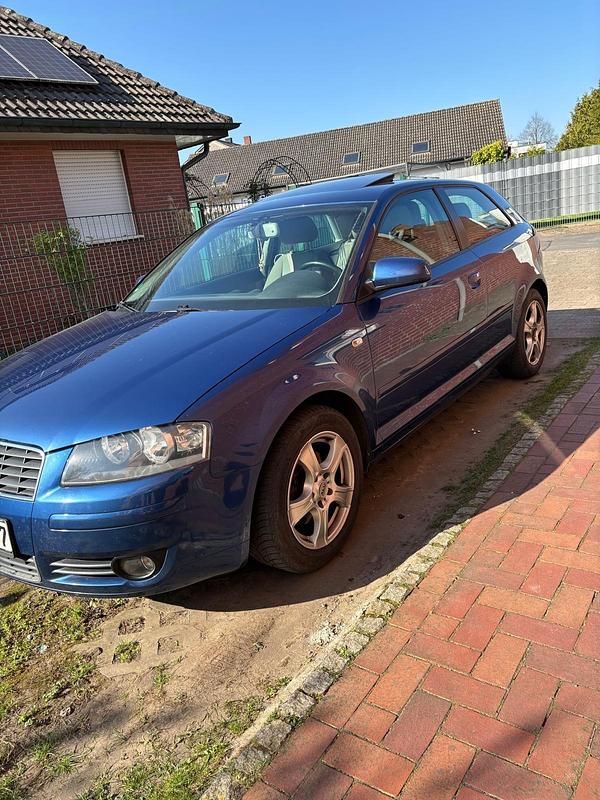 Blau Gebraucht 2003 Audi A3 Coupé | 2.800 € (Fairer Preis) - Bild 1/4