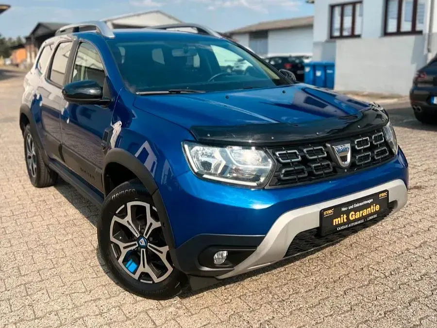 Gebraucht Dacia Duster Celebration 116 PS (85 kW) 2021 Blau SUV