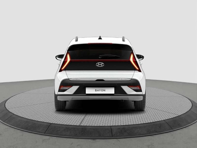 Gebraucht Hyundai Bayon Trend 101 PS (74 kW) 2025 Weiss SUV