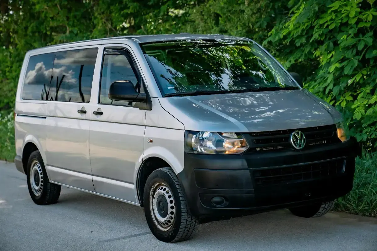 Gebraucht VW Transporter 140 PS (102 kW) 2014 Grau Van