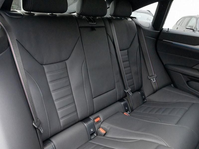 Ny BMW i4 Performance 250 kW (340 HK) 2026 Grå Sedan