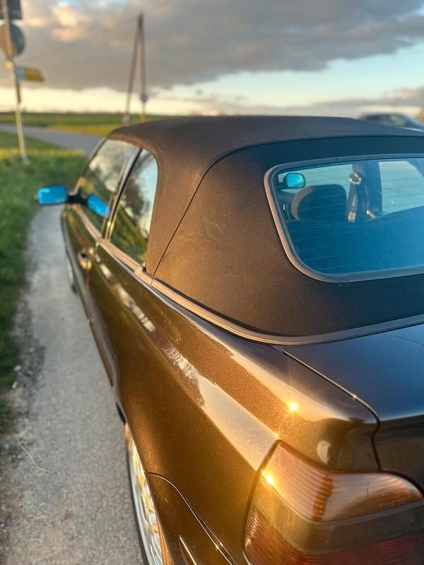 Gebraucht VW Golf Cabriolet 115 PS (84 kW) 2002 Schwarz Cabrio