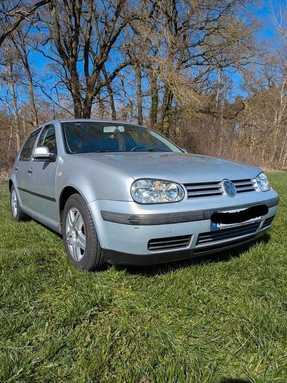 Gebraucht VW Golf IV Basis 105 PS (77 kW) 2002 Silber Limousine