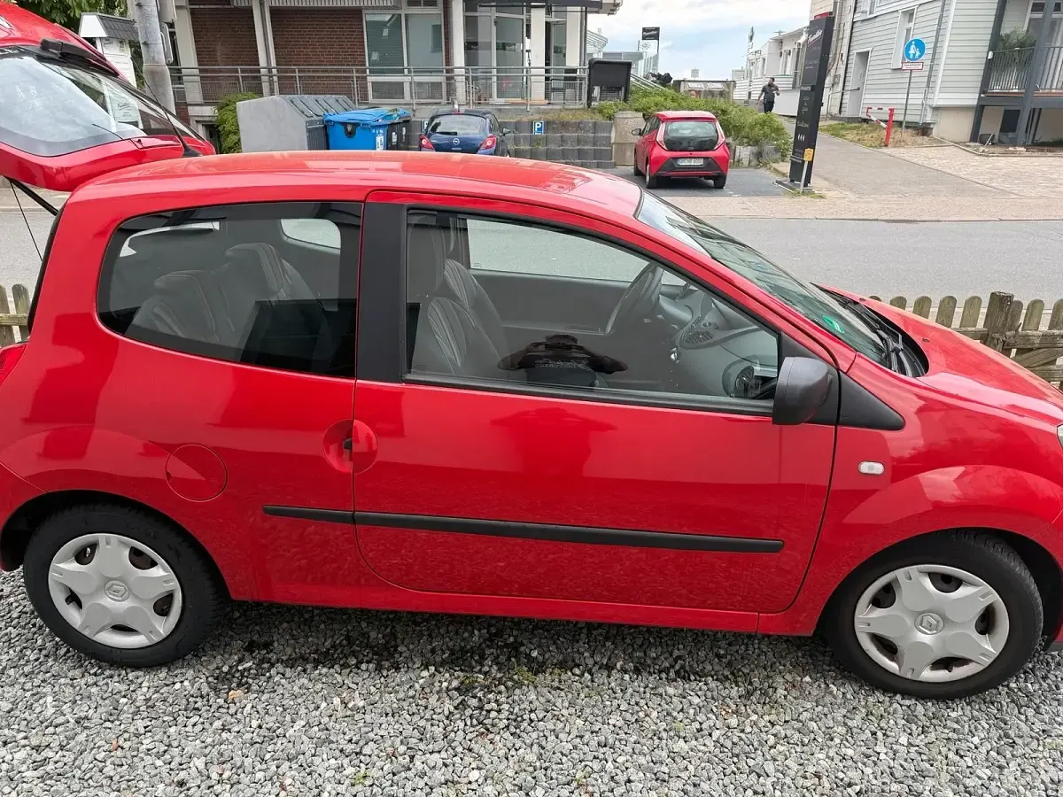 Gebraucht Renault Twingo 75 PS (55 kW) 2013 Rot Kleinwagen