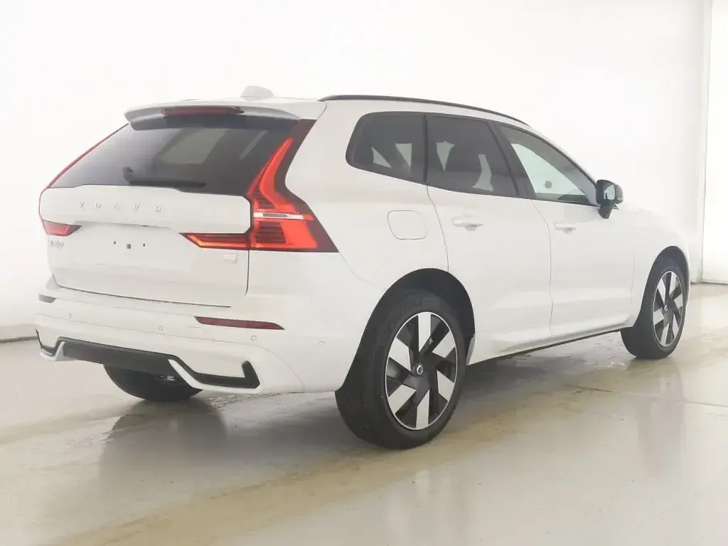 Gebraucht Volvo XC60 Plus 398 PS (292 kW) 2024 Weiss SUV