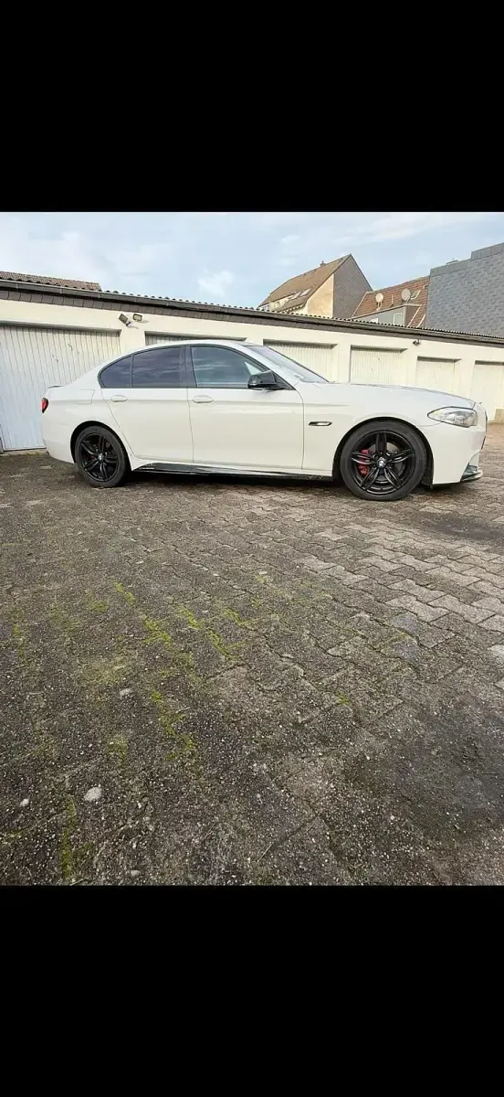 Gebraucht BMW 520 184 PS (135 kW) 2012 Weiß Limousine