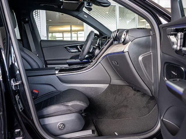 Schwarz / obsidianschwarz Gebraucht 2025 Mercedes GLC220 Advanced Plus SUV | 58.290 € (Superpreis) - Bild 1/4