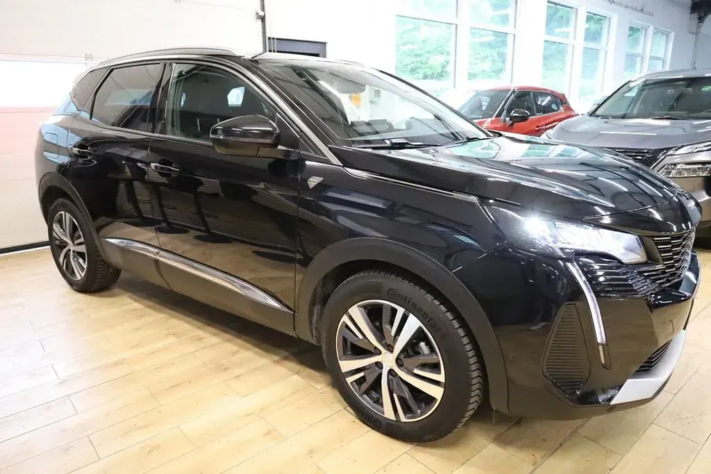 Gebraucht Peugeot 3008 131 PS (96 kW) 2022 Noir perla nera SUV
