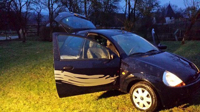 Gebraucht Ford Ka 60 PS (44 kW) 2003 Violett metallic Kleinwagen