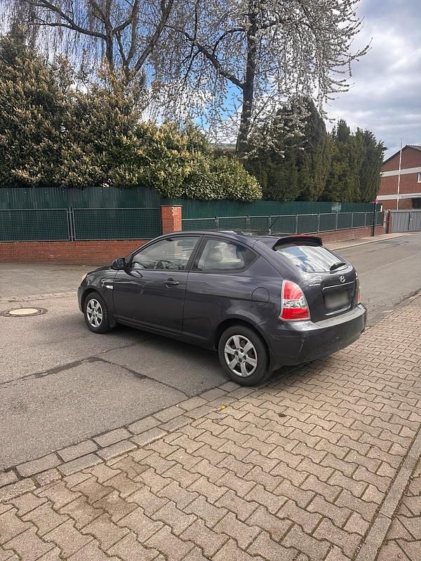Second-hand Hyundai Accent 2007 Hatchback