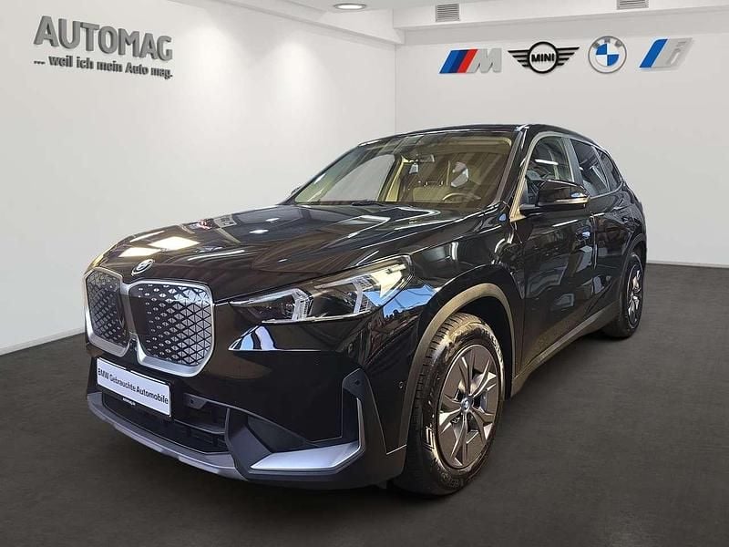 Gebraucht BMW iX 230 kW (313 PS) 2023 Schwarz uni SUV