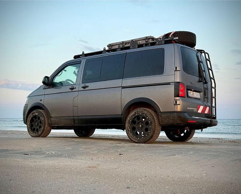 Gebraucht VW Transporter 179 PS (131 kW) 2014 Grau Van