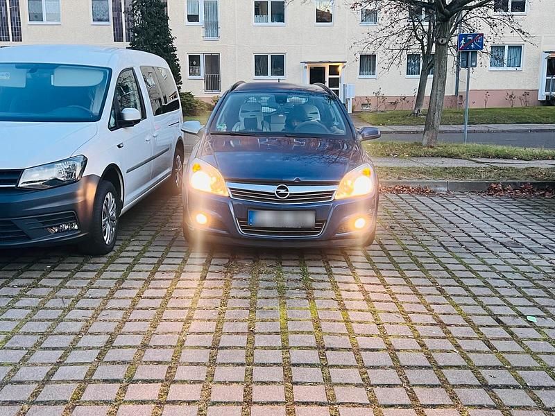 Gebraucht Opel Astra 125 PS (91 kW) 2007 Blau Kombi