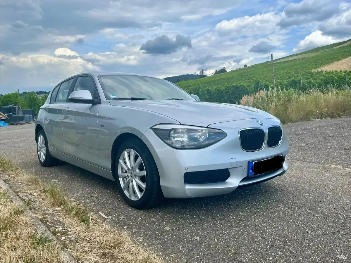 Gebraucht BMW 116 Efficient Dynamics 116 PS (85 kW) 2014 Silber Kleinwagen