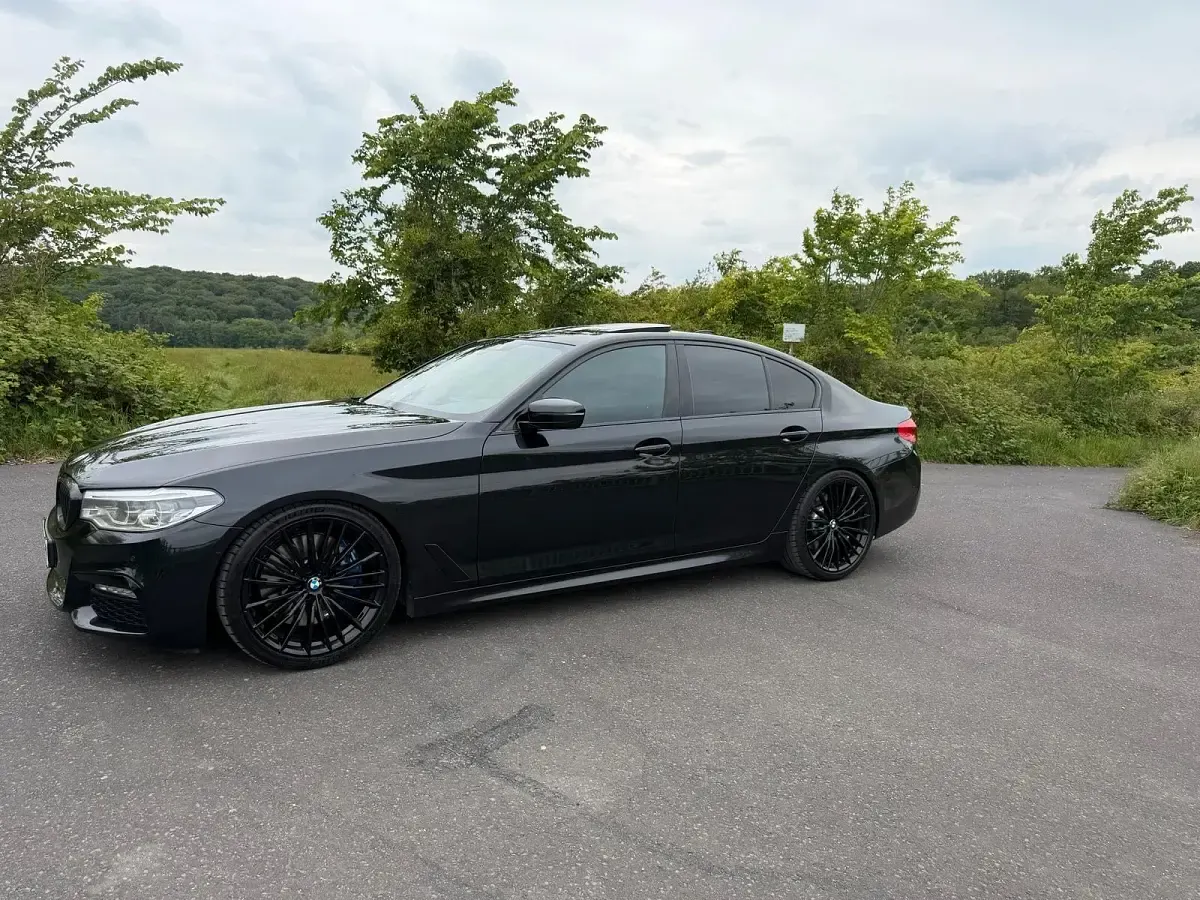 Gebraucht BMW 540 320 PS (235 kW) 2017 Schwarz Limousine