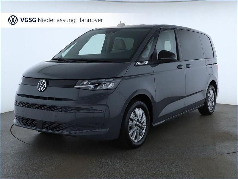 Gebraucht VW Multivan Basis 204 PS (150 kW) 2025 Grau Van