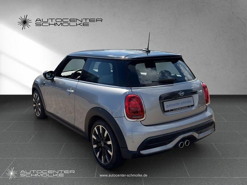 Gebraucht Mini Cooper S Classic 178 PS (130 kW) 2023 Melting silver iii Kleinwagen