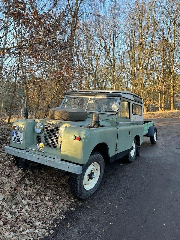 Grün Gebraucht 1960 Land Rover 2 SUV | 26.000 € - Bild 1/4
